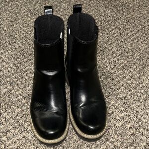 Women’s Celina Ankle Chelsea Boots